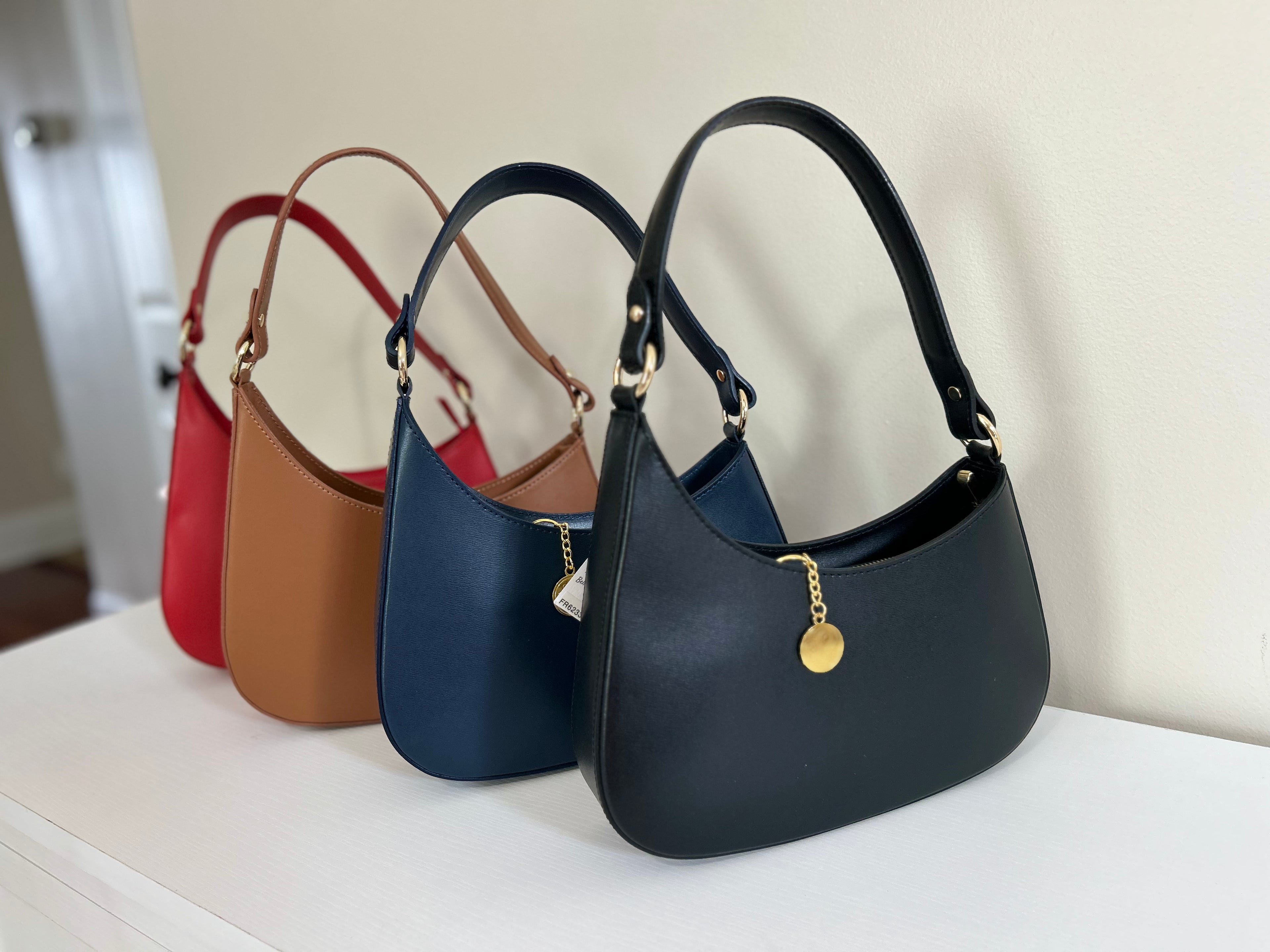 Lisa Small Shoulder Bag by Grazia Bella