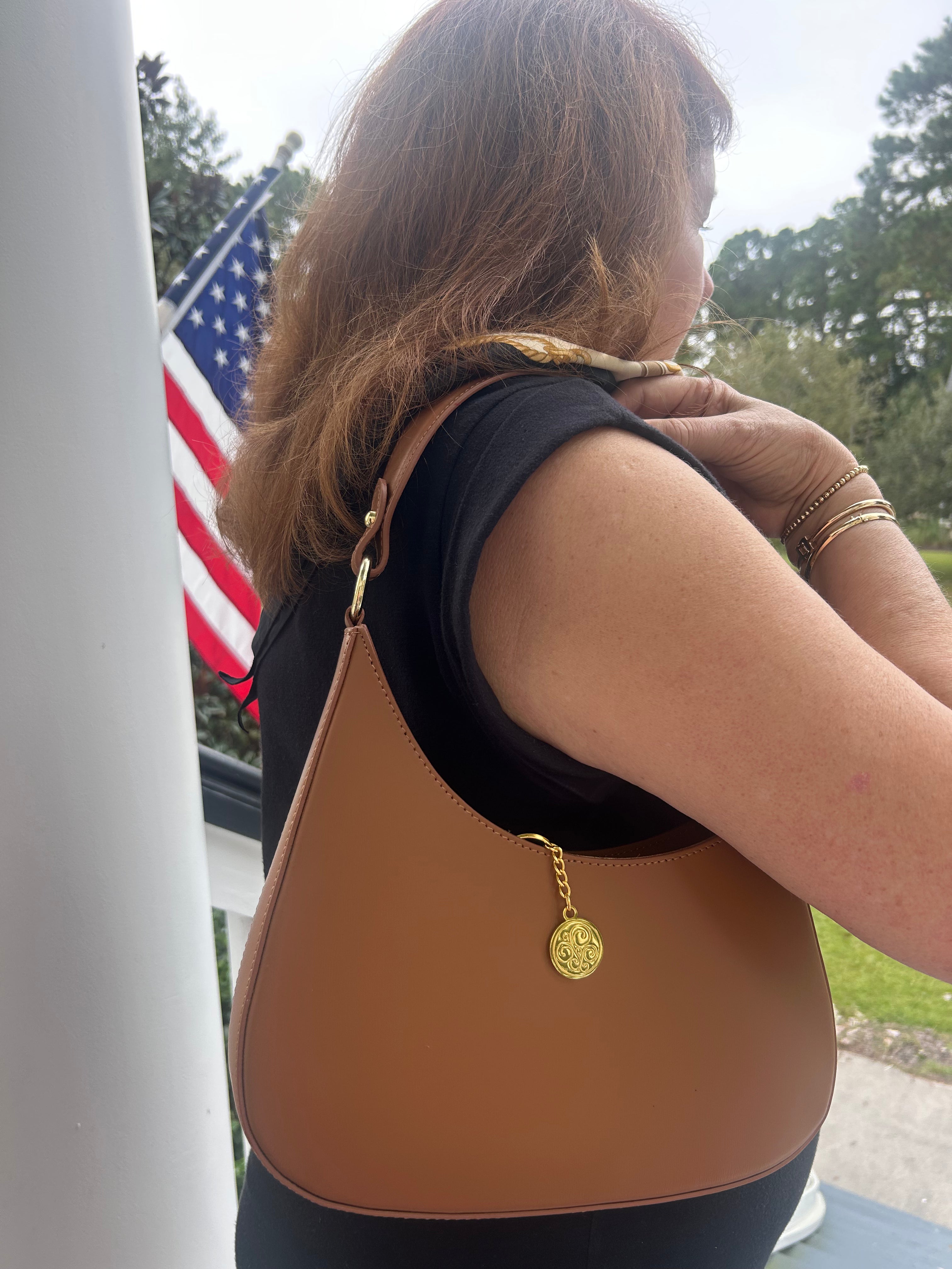 Grazia Bella Lisa Small Shoulder Strap - Cognac